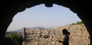 BİR LİKYA MASALI – GÖKHAN KORKMAZGİL