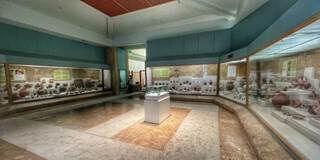 NELER ÇEKTİM NELER / ANADOLU MÜHÜRLERİ 3 / METİN DENİZMEN / ( SARIŞIN RAHİBE – NİĞDE MÜZESİ)