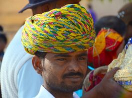 HİNDİSTAN NOTLARI – 2 – KAOSUN BAŞKENTİ DELHİ – GÖKHAN KORKMAZGİL