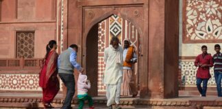 HİNDİSTAN NOTLARI 7 – SOKAKTA / GÖKHAN KORKMAZGİL