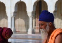 HİNDİSTAN NOTLARI 9 – TAPINAKLAR – GÖKHAN KORKMAZGİL